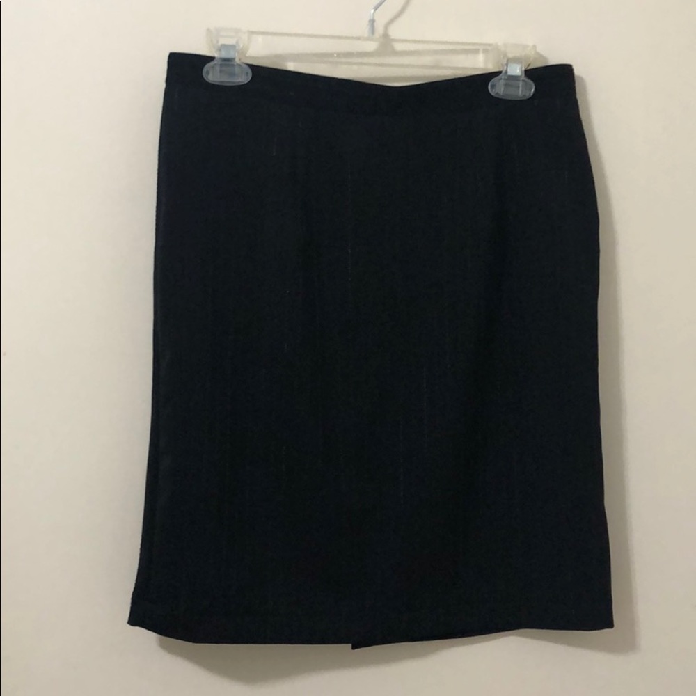 Kiwi Black Skirt